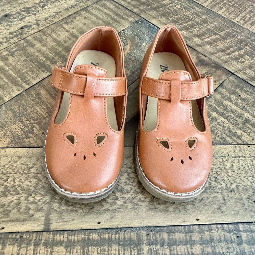 Zara Brown Velcro Mary Jane’s